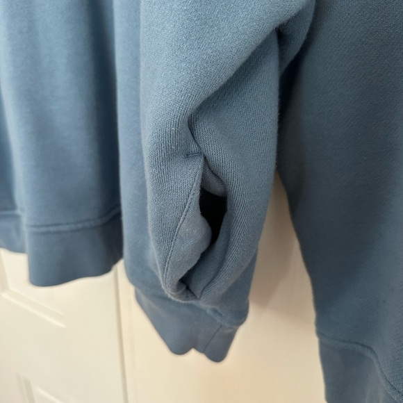 Madewell sweatshirt - Picture 2 of 3